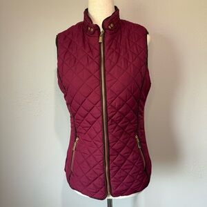 Women's Quilted Vest - Burgundy
